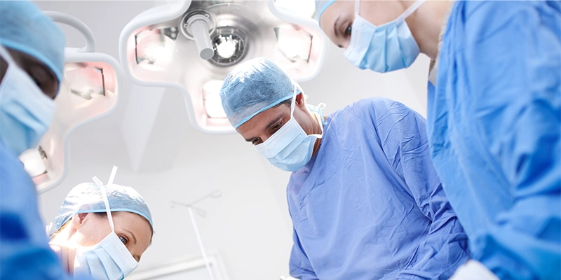 Physicians in OR for CABG procedure